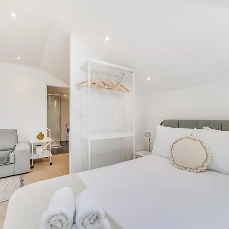 Beato Riverside Cozy