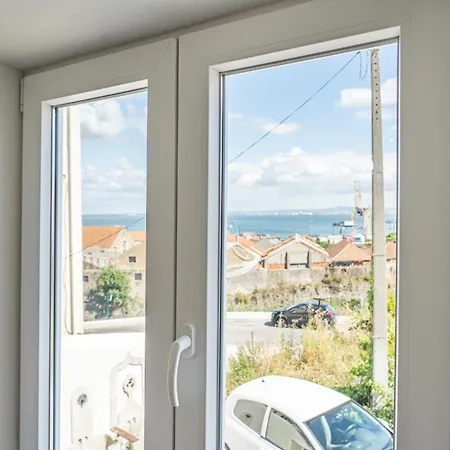 Beato Riverside Cozy * リスボン