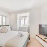 Apartment Beato Riverside Cozy
