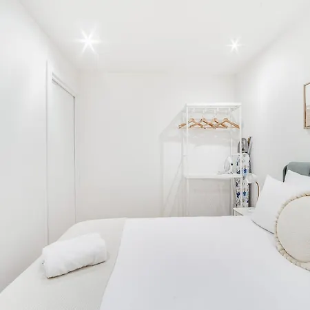 Beato Riverside Cozy Apartment Lisbon