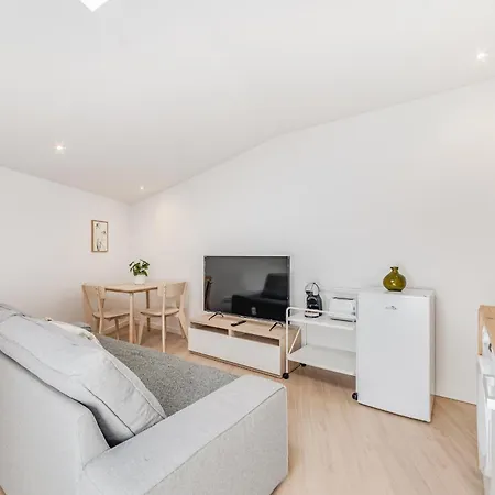 Beato Riverside Cozy Apartment