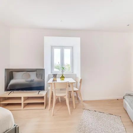 Beato Riverside Cozy Apartment Lisbon